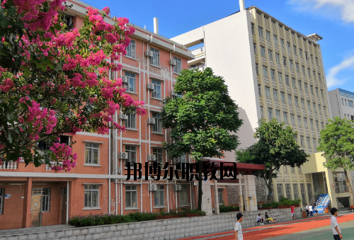 廣東工業(yè)貿(mào)易職業(yè)技術(shù)學(xué)校怎么樣、好不好