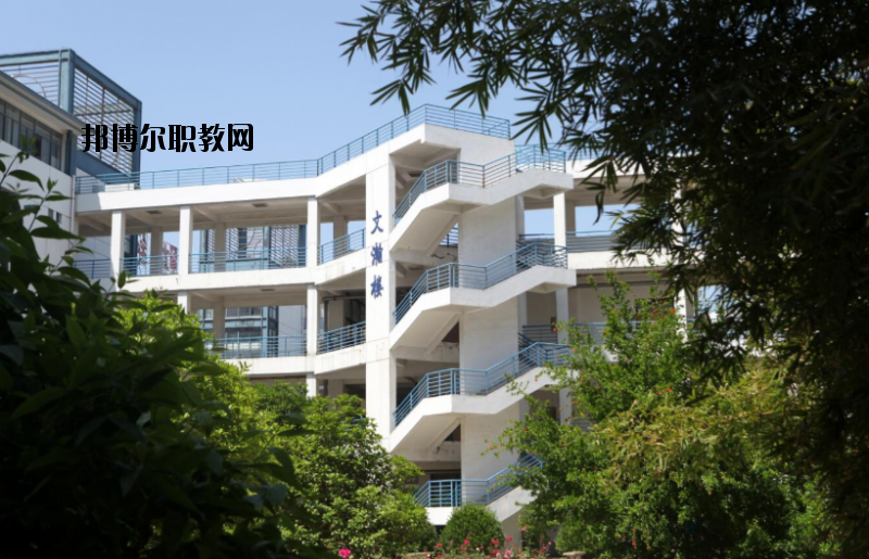 江蘇財(cái)經(jīng)職業(yè)技術(shù)學(xué)院2020年報(bào)名條件、招生要求、招生對(duì)象