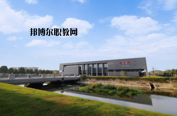 徐州醫(yī)學院怎么樣、好不好