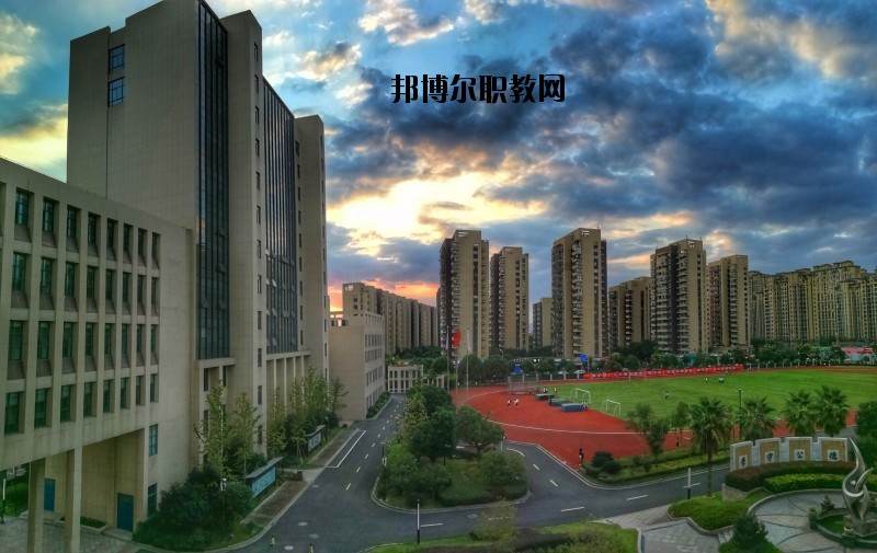 余杭區(qū)塘棲職業(yè)學(xué)校2020年報名條件、招生要求、招生對象
