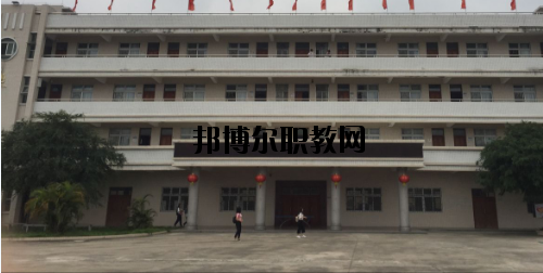 陸豐技工學(xué)校2020年報名條件、招生要求、招生對象