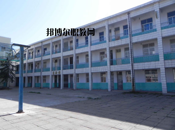 洛陽中醫(yī)藥學(xué)校2021年報(bào)名條件、招生要求、招生對(duì)象