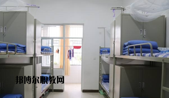 石家莊萬(wàn)搏中等專業(yè)學(xué)校2020年宿舍條件 