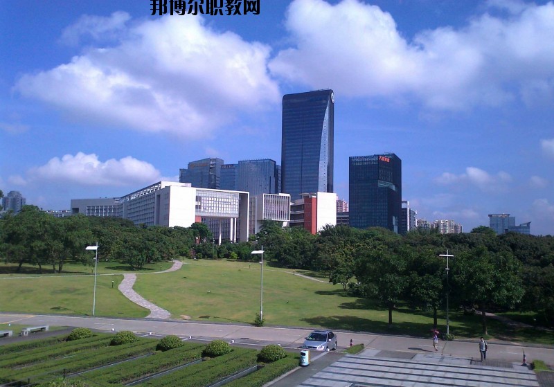 安陸深藍電子工業(yè)技術(shù)學校怎么樣、好不好