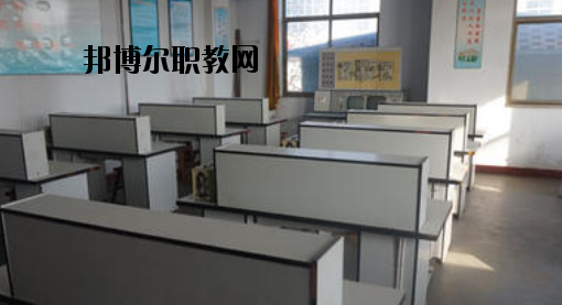 保定富昌中專學(xué)校2020年報名條件、招生要求、招生對象 