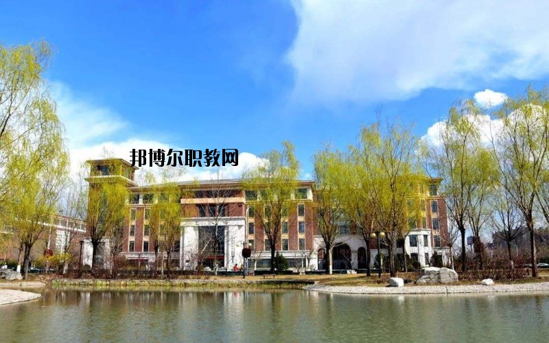 京山衛(wèi)生學校2020年報名條件、招生要求、招生對象