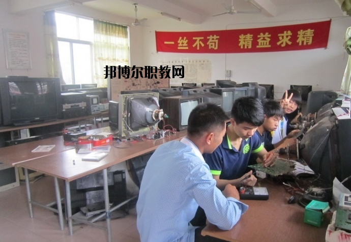 廣東農墾茂名技工學校怎么樣、好不好
