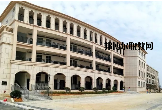 德安中等職業(yè)技術(shù)學(xué)校2020年報(bào)名條件、招生要求、招生對(duì)象