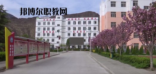 文縣職業(yè)技術(shù)學(xué)校2020年學(xué)費、收費多少