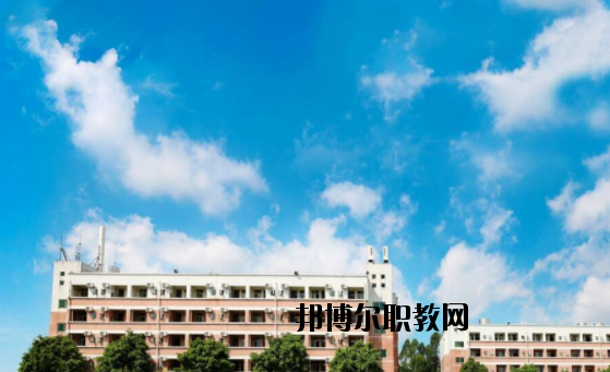 廣州藍(lán)天高級(jí)技工學(xué)校怎么樣、好不好