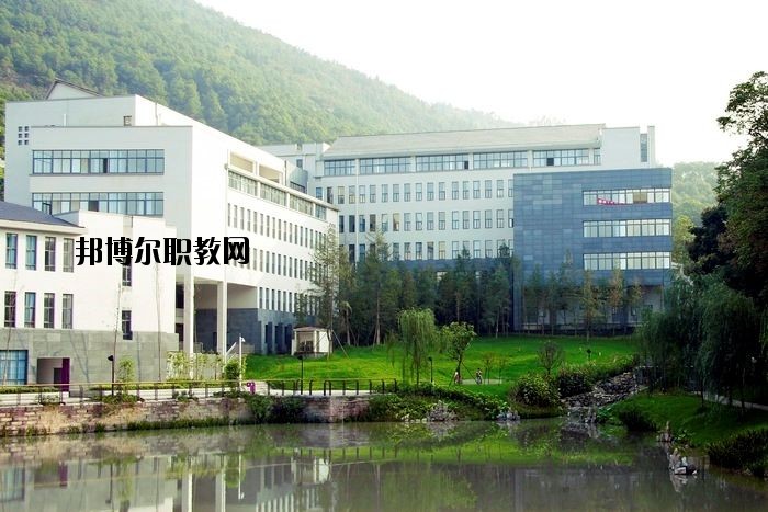 京山職教中心怎么樣、好不好
