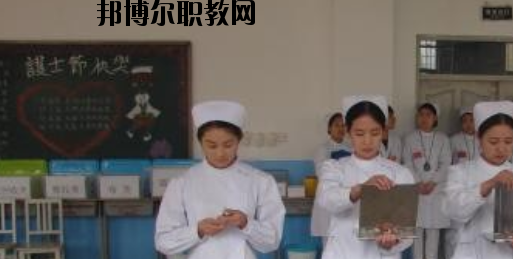 石家莊華醫(yī)醫(yī)學(xué)中等專業(yè)學(xué)校2020年報名條件、招生要求、招生對象