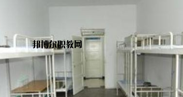 石家莊通用技術(shù)中等專業(yè)學校2020年宿舍條件 