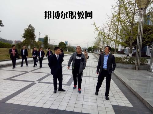 南充應(yīng)用技術(shù)職業(yè)學(xué)校2020年報(bào)名條件、招生要求、招生對(duì)象