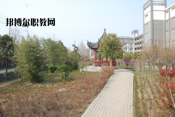 許昌工商管理學校2021年報名條件、招生要求、招生對象