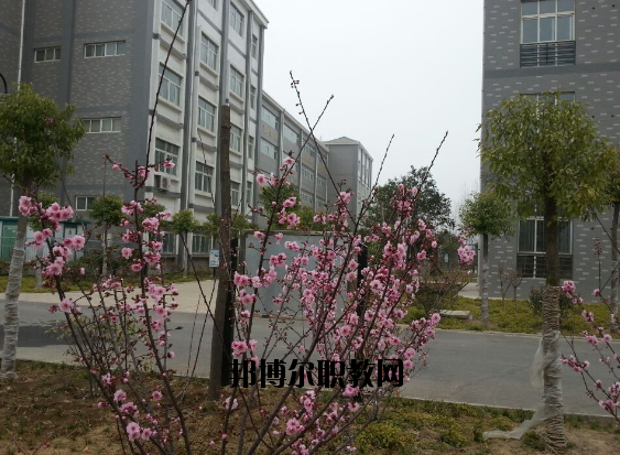 許昌工商管理學(xué)校怎么樣、好不好