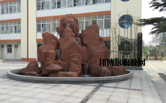 新鄉(xiāng)牧野區(qū)職業(yè)教育中心2021年報(bào)名條件、招生要求、招生對(duì)象