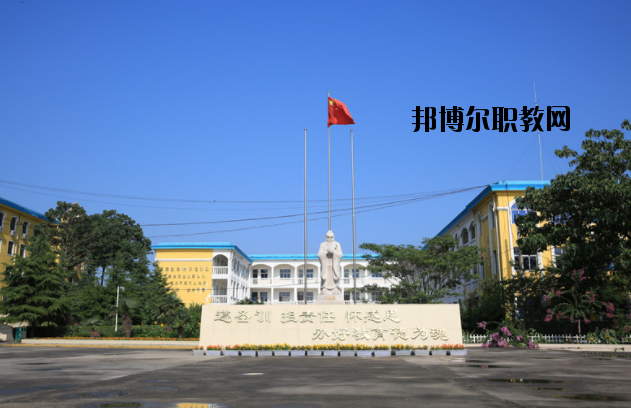 鄭州外資企業(yè)管理中等專業(yè)學(xué)校2021年報名條件、招生要求、招生對象