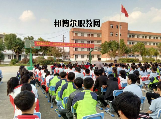 阜陽(yáng)科學(xué)技術(shù)學(xué)校怎么樣、好不好