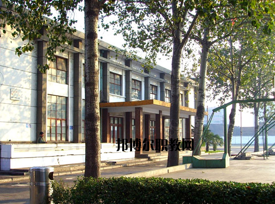 河南工業(yè)科技學校怎么樣、好不好
