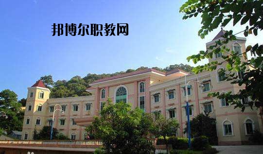 許昌技術(shù)經(jīng)濟(jì)學(xué)校2021年報(bào)名條件、招生要求、招生對象
