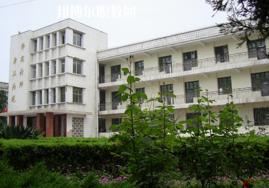 安徽霍邱師范學(xué)校2020年報(bào)名條件、招生要求、招生對(duì)象