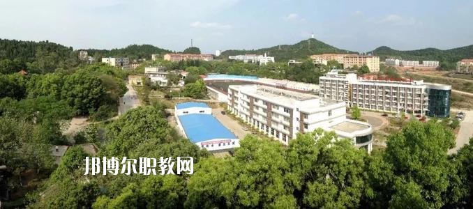 綿陽交通技工學(xué)校2020年報名條件、招生要求、招生對象