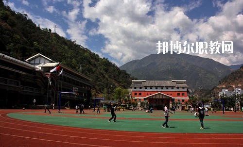 四川石棉職業(yè)高級(jí)中學(xué)2020年報(bào)名條件、招生要求、招生對(duì)象