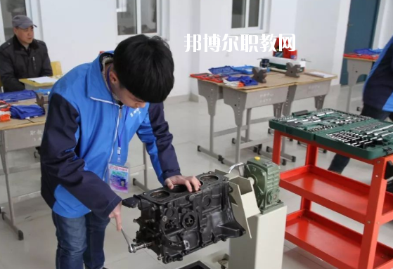 合肥市工程技術(shù)學(xué)校2020年報(bào)名條件、招生要求、招生對(duì)象