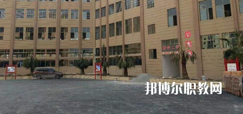貴州航空工業(yè)技師學(xué)院樂(lè)灣校區(qū)怎么樣、好不好