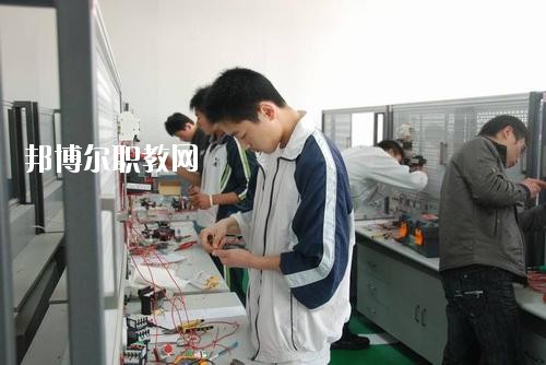 蓬安縣濟渡職業(yè)中學2020年報名條件、招生要求、招生對象