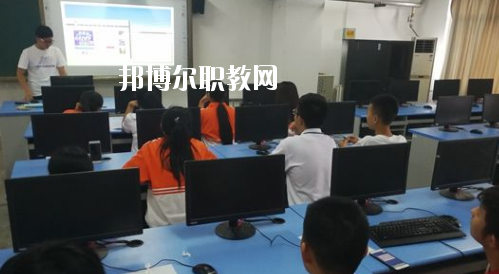 蘭州紅古區(qū)職教中心2020年報(bào)名條件、招生要求、招生對(duì)象