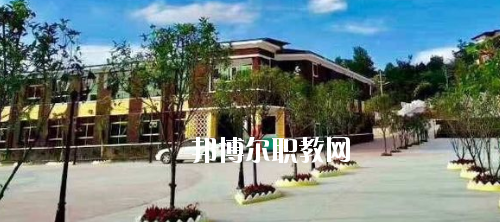 貴州航空工業(yè)技師學(xué)院烏當(dāng)校區(qū)2020年報名條件、招生要求、招生對象