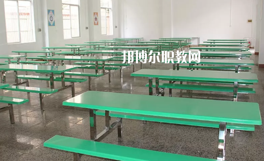 廉江興華職業(yè)技術學校怎么樣、好不好