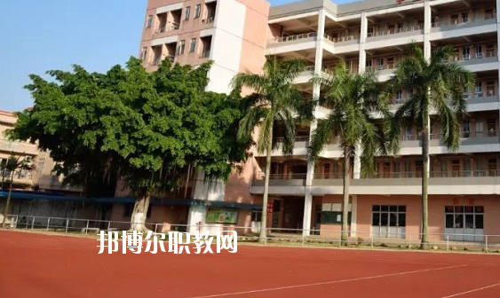 佛山順德區(qū)容桂職業(yè)技術(shù)學校2020年報名條件、招生要求、招生對象