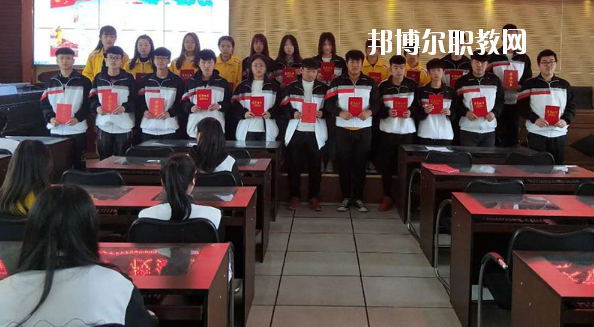 承德科技管理工程學(xué)校2020年報名條件、招生要求、招生對象