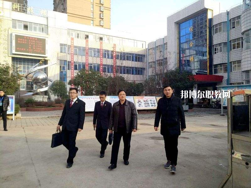 潢川縣職業(yè)教育中心2021年報(bào)名條件、招生要求、招生對(duì)象
