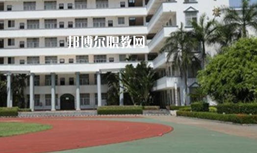 蚌埠汽車工程學校網(wǎng)站網(wǎng)址