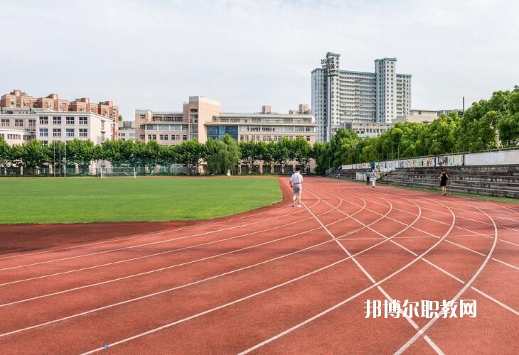 重慶藝才高級(jí)技工學(xué)校2020年報(bào)名條件、招生要求、招生對(duì)象