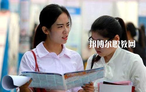 四川2020年讀幼師學(xué)?？梢钥即髮W(xué)嗎