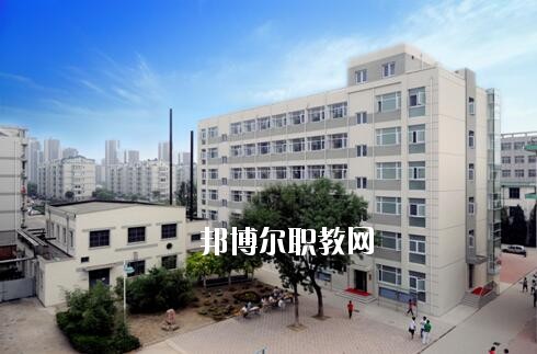 南陽經(jīng)濟貿易學校2021年報名條件、招生要求、招生對象