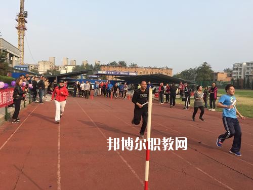洛陽(yáng)市體育運(yùn)動(dòng)學(xué)校2021年報(bào)名條件、招生要求、招生對(duì)象