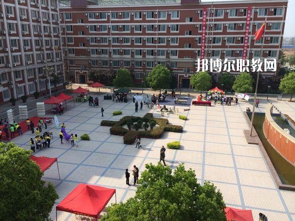 鄭州市財經(jīng)學校2021年報名條件、招生要求、招生對象