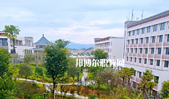 五華縣技工學(xué)校2020年報(bào)名條件、招生要求、招生對(duì)象