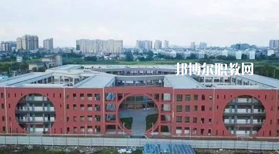 馬鞍山幼兒師范學(xué)校2020年報名條件、招生要求、招生對象
