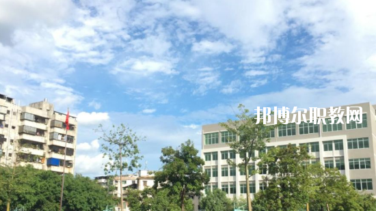 梅縣技工學(xué)校2020年報名條件、招生要求、招生對象