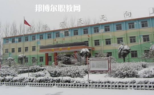 淮北市烈山區(qū)中等專業(yè)學(xué)校2020年報名條件、招生要求、招生對象