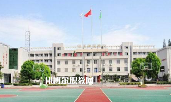濉溪職業(yè)技術(shù)學(xué)校2020年報名條件、招生要求、招生對象