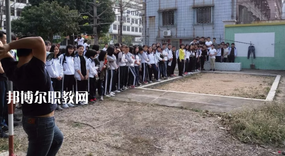 汕頭經(jīng)貿(mào)職業(yè)技術學校2021年學費、收費多少