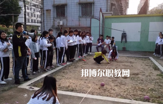 汕頭經(jīng)貿(mào)職業(yè)技術(shù)學校2021年報名條件、招生要求、招生對象